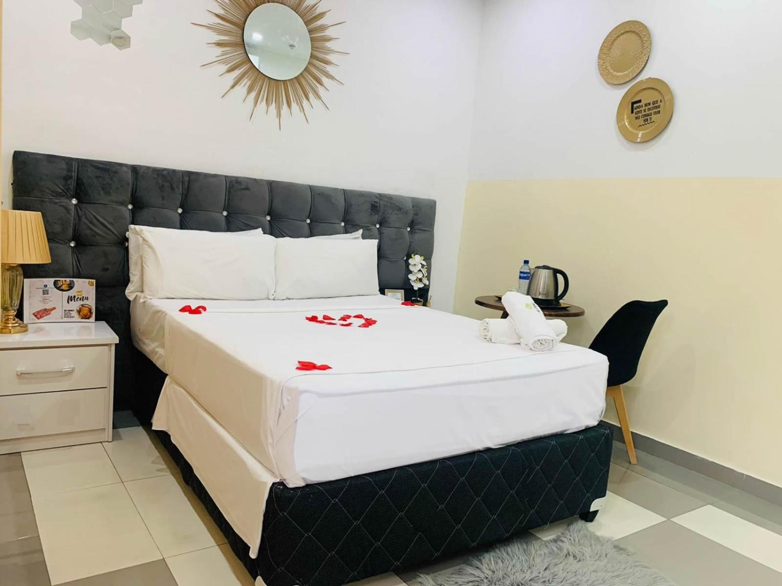 40 40 Accommodation Matola Exterior foto